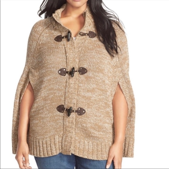 Michael Kors Sweaters - Michael Kors toggle front sweater knit cape 1X